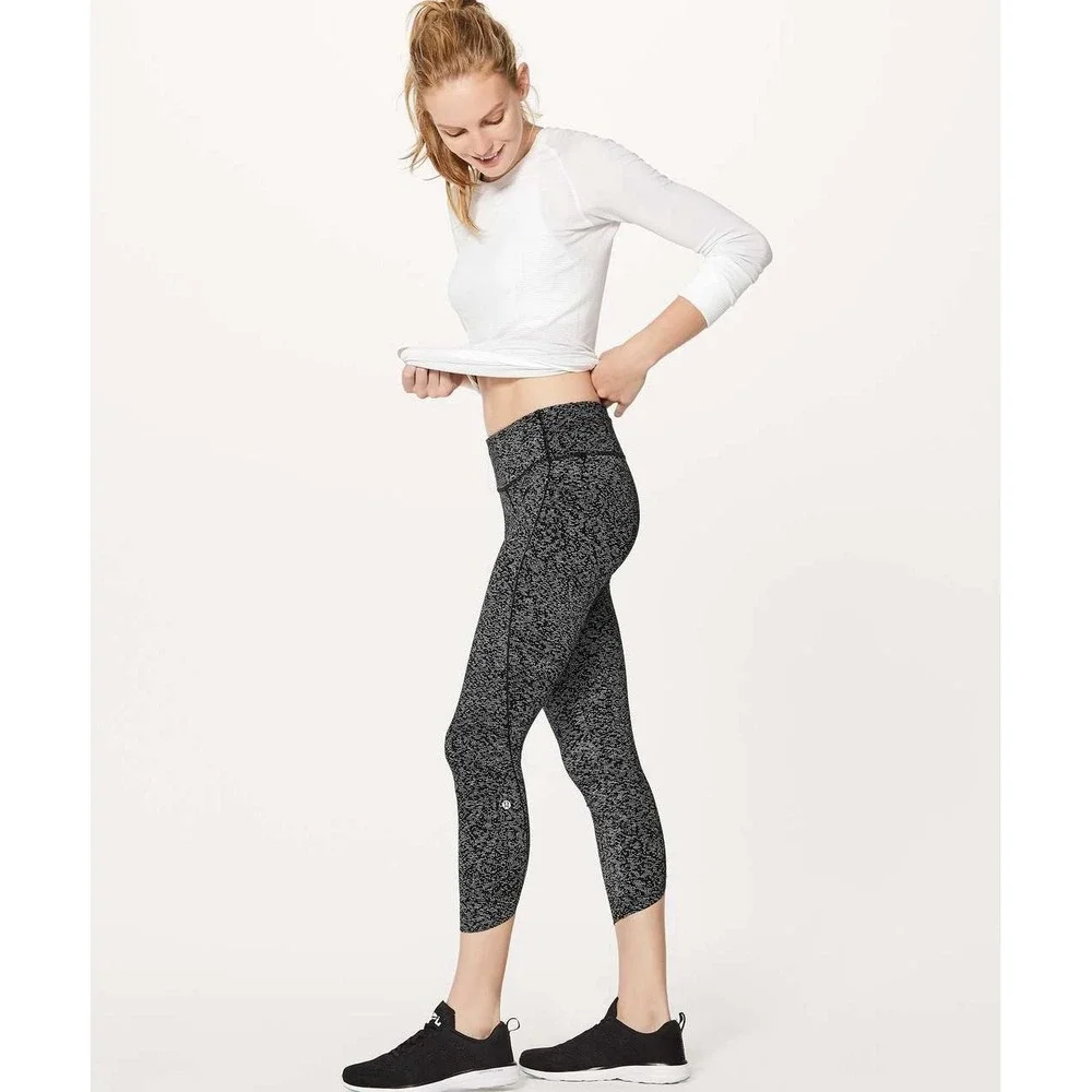 Lululemon W5AOGS Quick Pace 7/8 Tight (25
